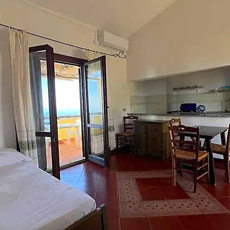 Hotel Aura Club