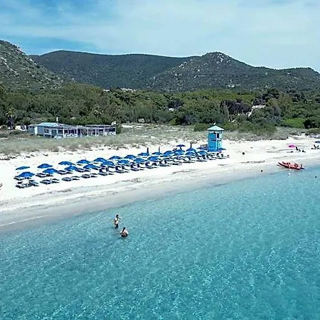 Aura Club Hotel 3*
