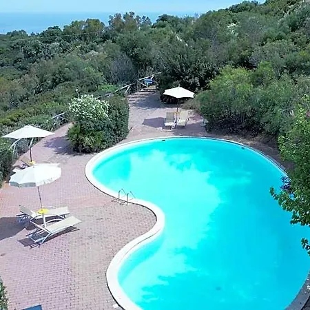 Aura Club 3* Torre delle Stelle